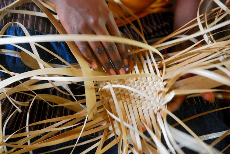 hands basket weaving