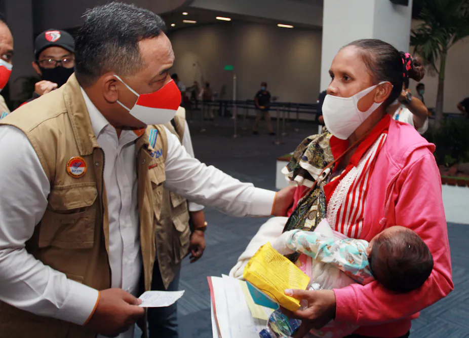 Sulitnya Anak Anak Luar Kawin Pekerja Migran Indonesia Dengan Wna Mendapat Kepastian Identitas Hak Hak