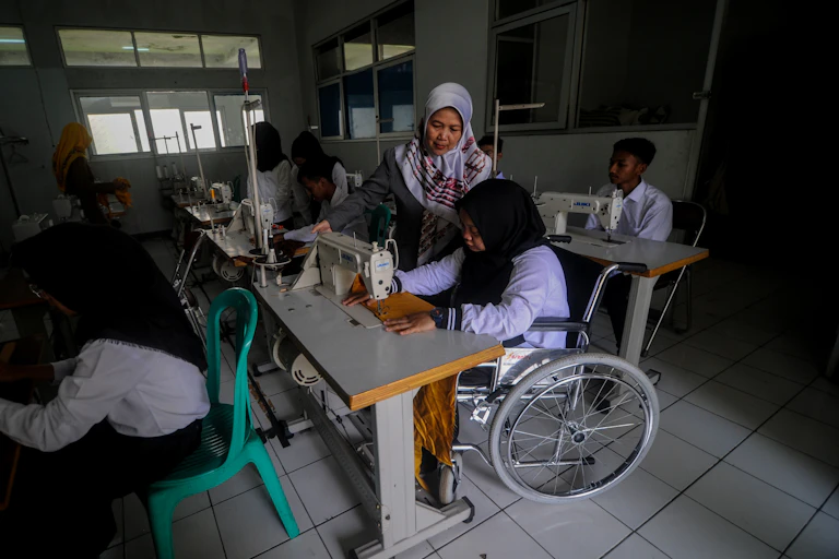 A person with disability participate in a work training.