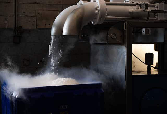 Dry ice pellets manufacturing facility