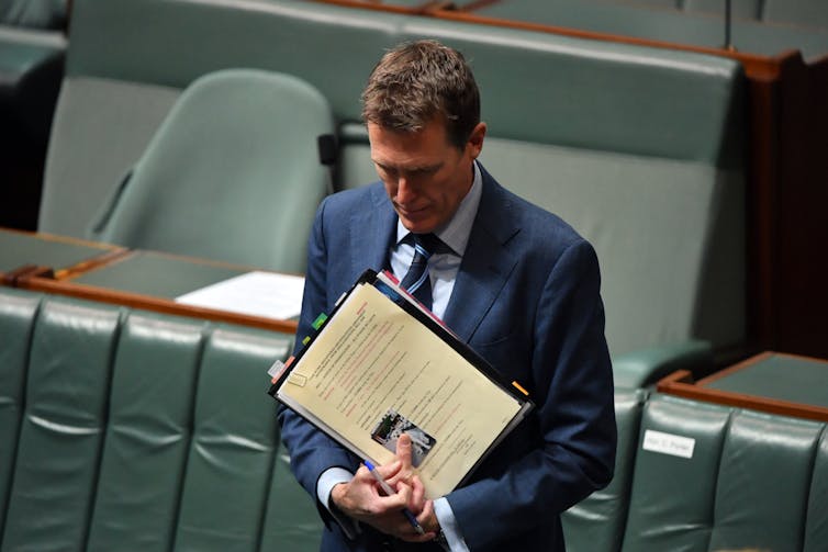 Federal Minister of Labor Relations Christian Porter will present the Morrison Government's Labor Relations Act to Parliament on December 9, 2020.