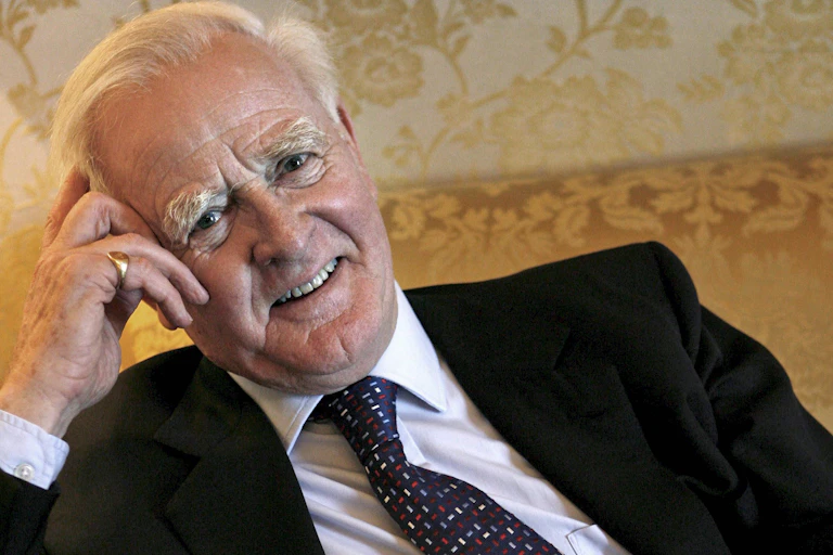 Portrait of John le Carré.