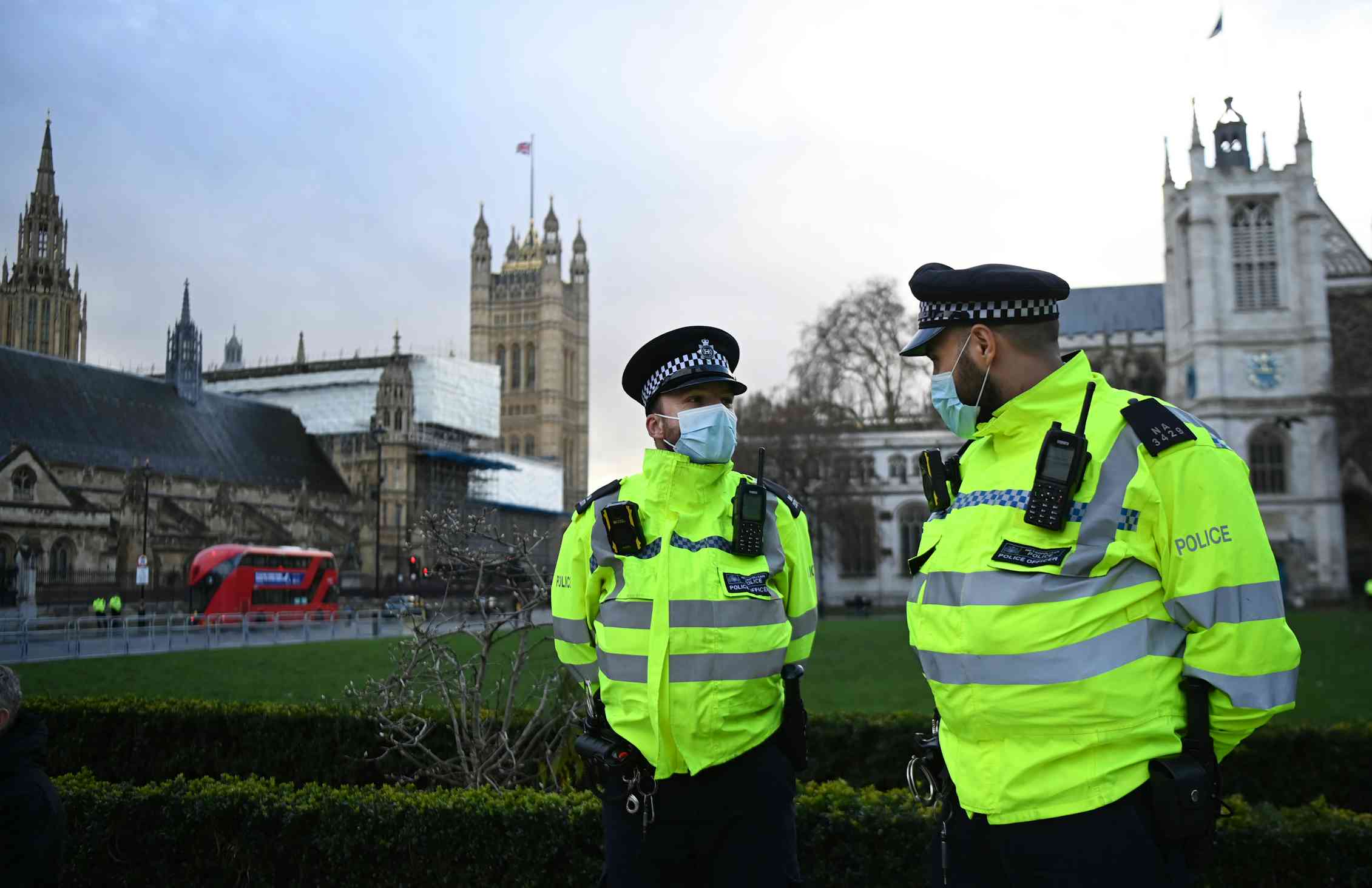 Полиция Британии. Полиция Лондона. Британия коронавирус. Локдаун в Великобритании.