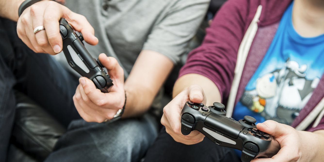 Gaming has benefits and perils – parents can help kids by playing with them
