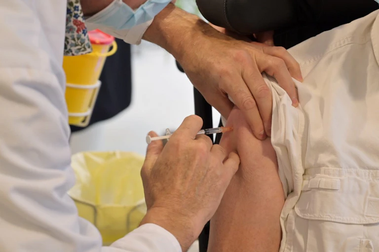 une dose du vaccin Pfizer-BioNTech