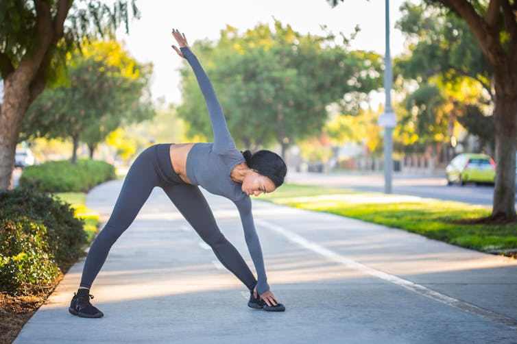 To stretch or not to stretch before exercise: What you need to know about  warm-ups