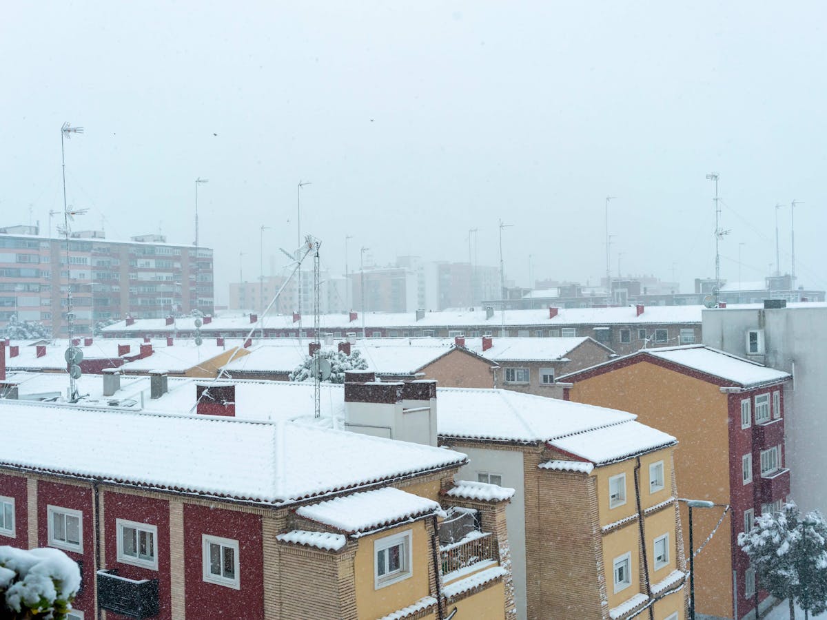 Cómo evitar que el frío destroce las tuberías 4 Moncloa Filomena, covid-19 y pobreza energética: un triplete imbatible para los más vulnerables