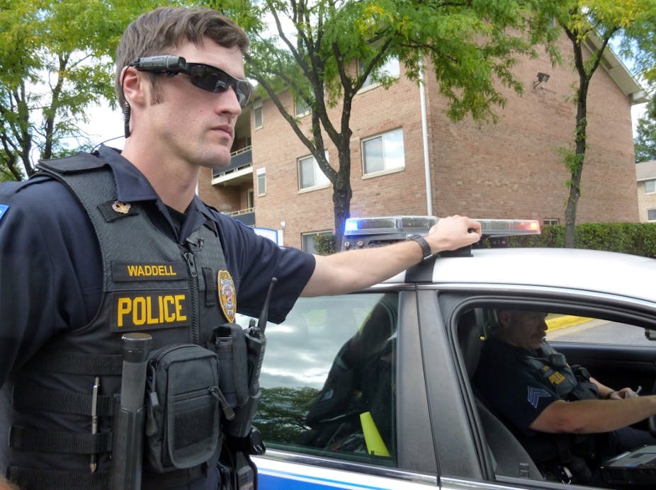 Cameras Corporelles Sur Les Policiers Francais Ce Que Nous Apprend L Experience Des Etats Unis Et Du Canada Cameras Corporelles Sur Les Policiers Francais Ce Que Nous Apprend L Experience Des Etats Unis Et Du Canada