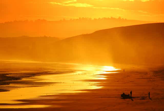 Sunset at at Blackhead Beach, Dunedin, New Zealand