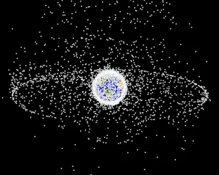 A computer-generated image of space debris around Earth.