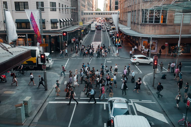 People crossing the street in Sydney