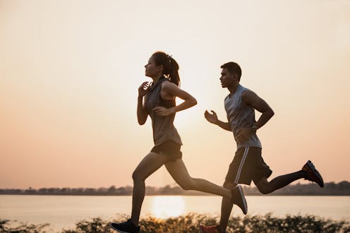 Planning on running a marathon? A sports dietitian on what to eat for long-distance running