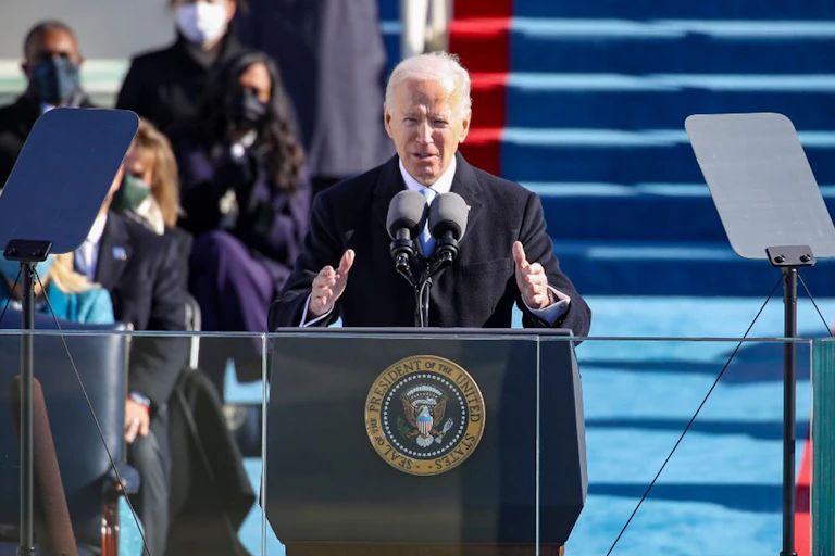 Joe Biden pendant son discours d'investiture le 20 janvier 2021 à Washington.