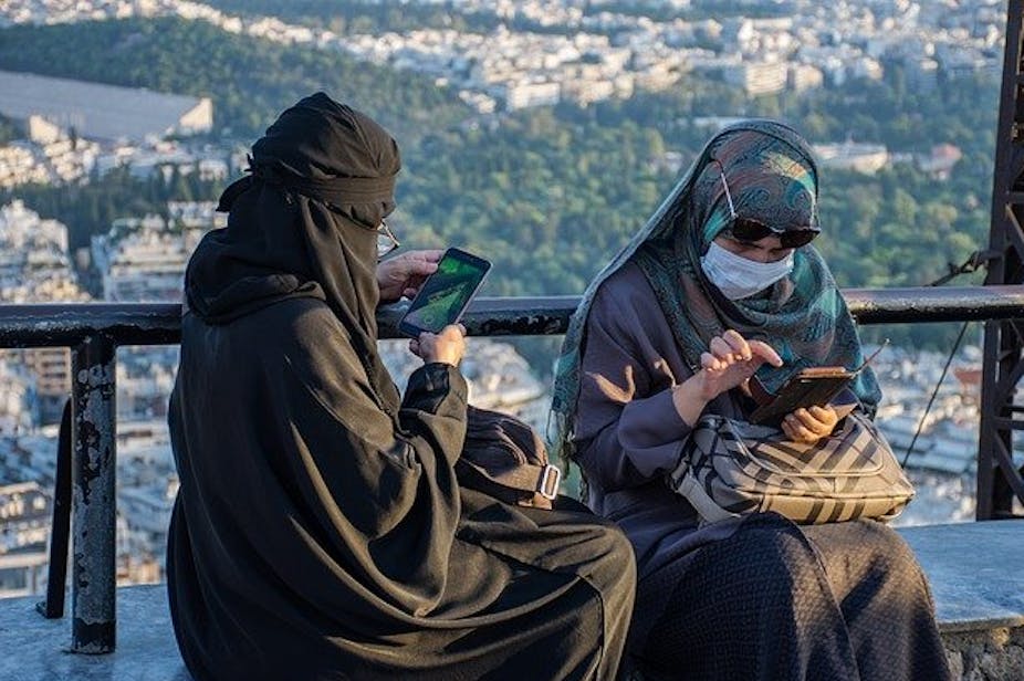 NIqab, face masks, Muslim women