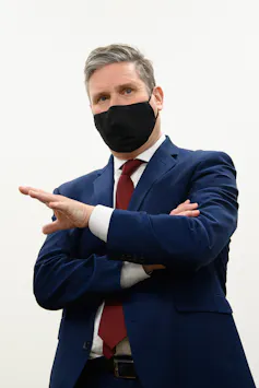 Keir Starmer with a mask on