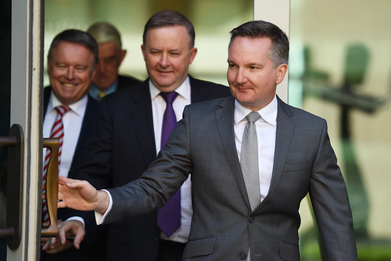 Joel Fitzgibbon (L) Anthony Albanese (centre) and Chris Bowen