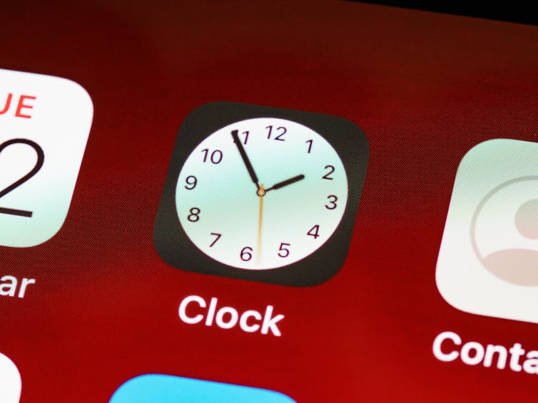 iPhone clock icon