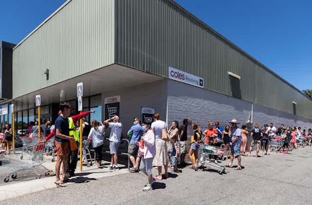 A queue outside Coles in the Perth suburb of Maylands, one of the potential COVID exposure sites, on Sunday, January 31, 2021.