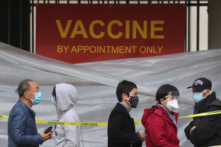 A line for vaccinations in Los Angeles