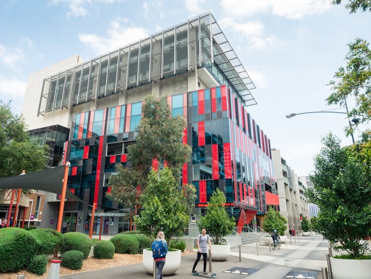 Swinburne University Hawthorn campus building