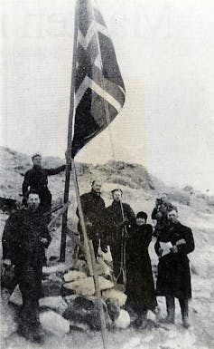 Caroline Mikkelsen raising Norwegian flag