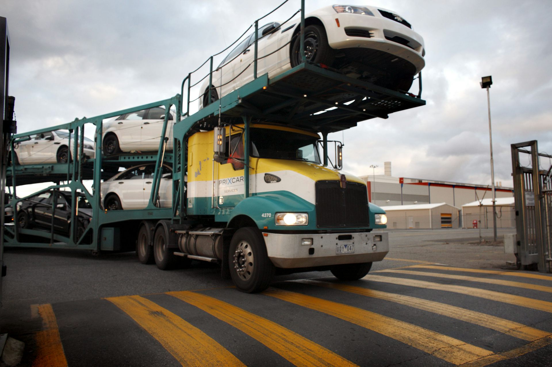 Productivity Commission highlights bleak future for Australian car