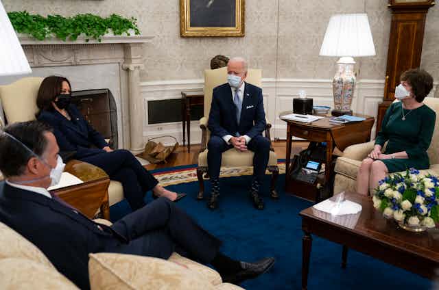 Biden and Harris meet with GOP senators about the COVID relief bill