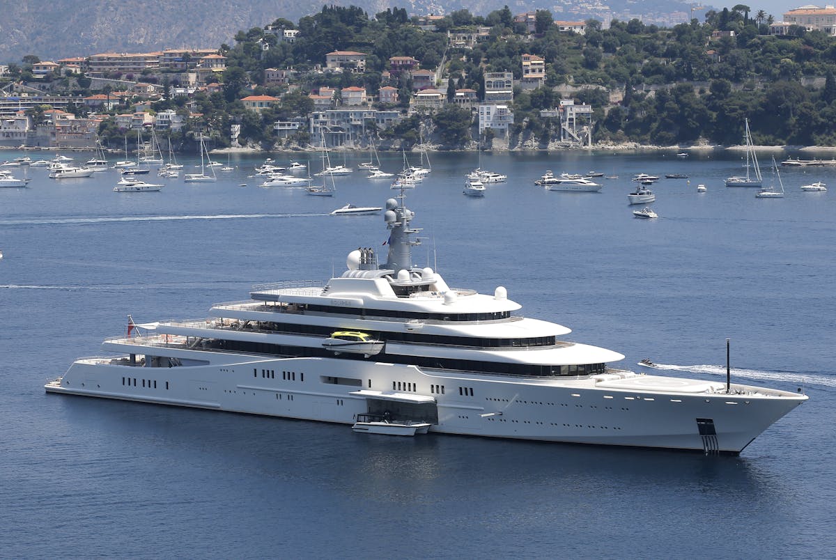 Jeff Bezos Yacht / A R5 9 Billion Yacht Rumoured To Be Owned By Jeff ...