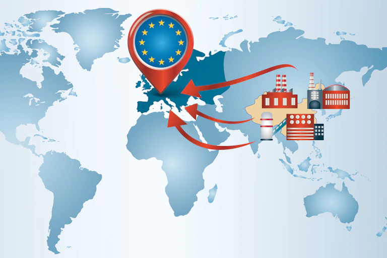 Ilustración de mapamundi en el que se ve un flujo de flechas que salen desde fábricas en Asia hacia Europa