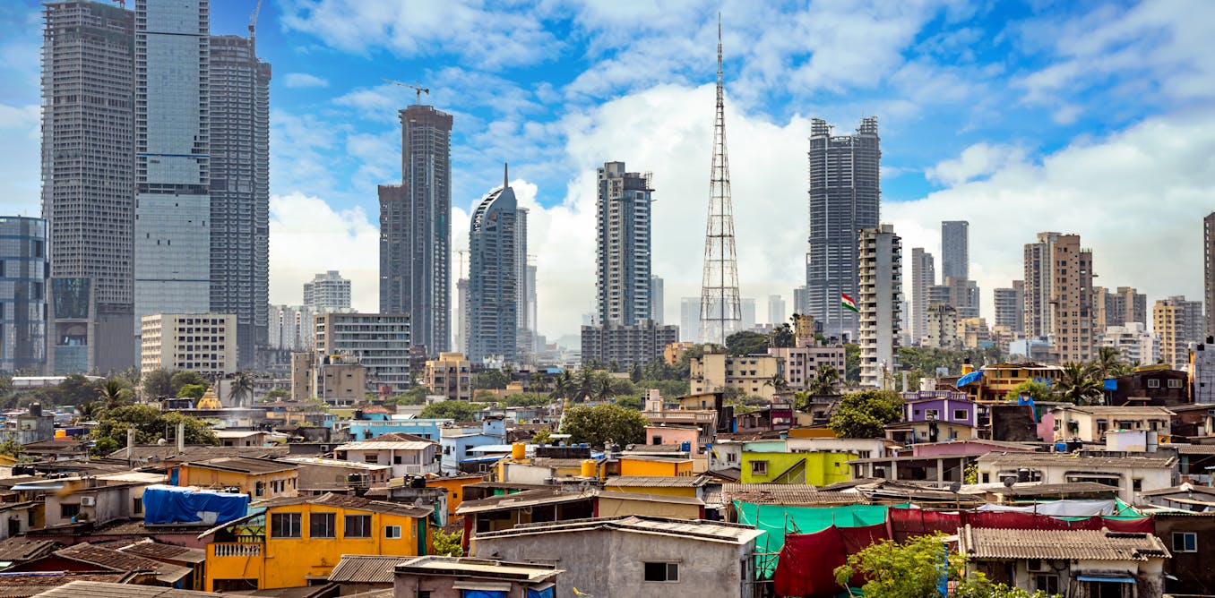 Urban Governance in India: Between Cosmetic Decentralization and Structural Dysfunction 2 Allan Jacobs