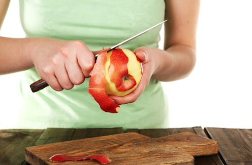 ¿Es imprescindible comer la fruta con piel para ingerir suficiente cantidad de fibra? 9 file 20210217 17 178t3ie.jpg?ixlib=rb 1.1