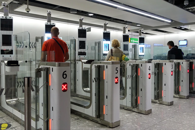 People at airport scanners
