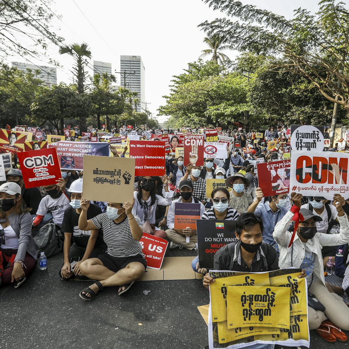 Thanks To The Internet We Know What S Happening In Myanmar But A Communication Blackout May Be Near