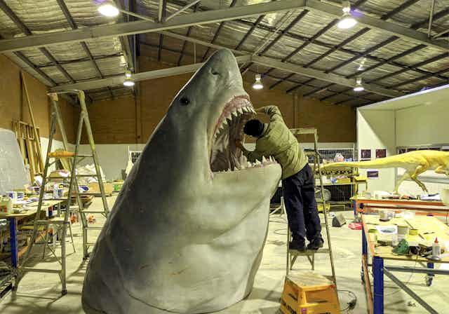 Making a megalodon: the evolving science behind estimating the size of