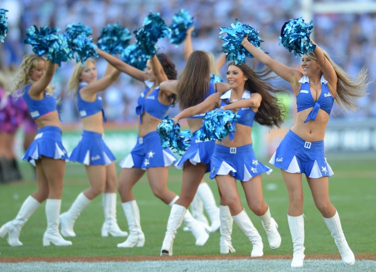 Cheerleaders in blue