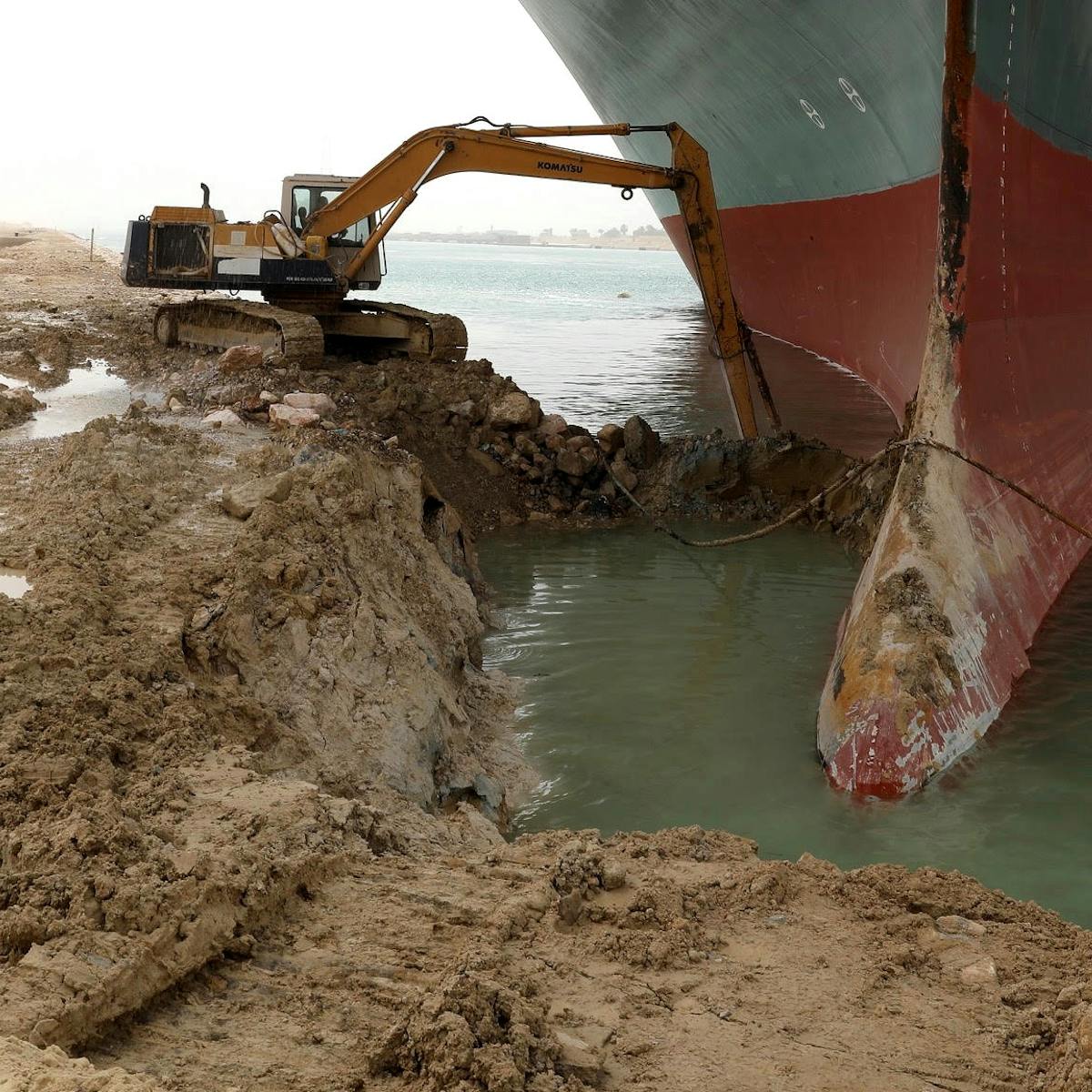 Après l'Ever Given : les implications du blocage du canal de Suez pour le  commerce mondial