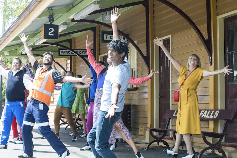 Bollywood dancing at a trainstation