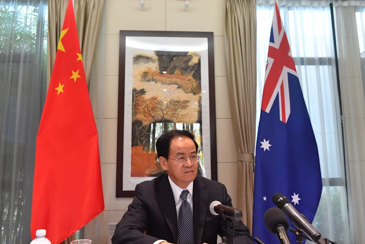 recruiting more Chinese-Australians into public service