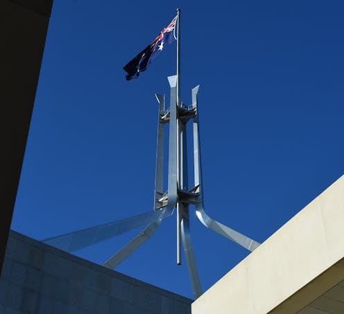 recruiting more Chinese-Australians into public service