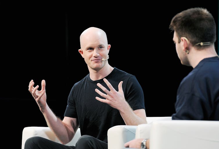 Coinbase VD Brian Armstrong talar på TechCrunch 2018