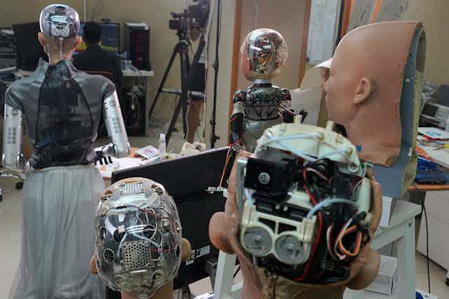 back/inside of robots heads