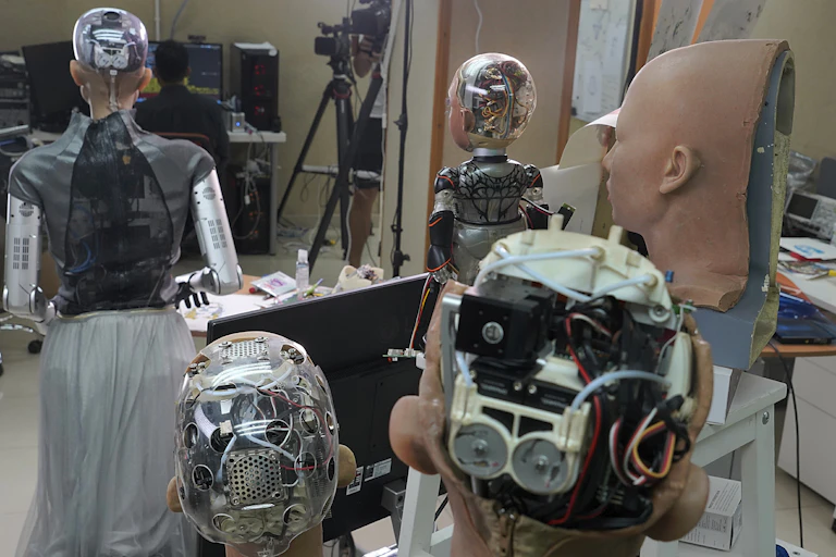 back/inside of robots heads