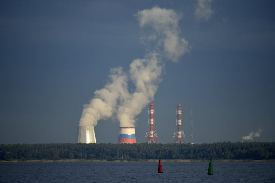 Une centrale nucléaire près de Saint-Pétersbourg.