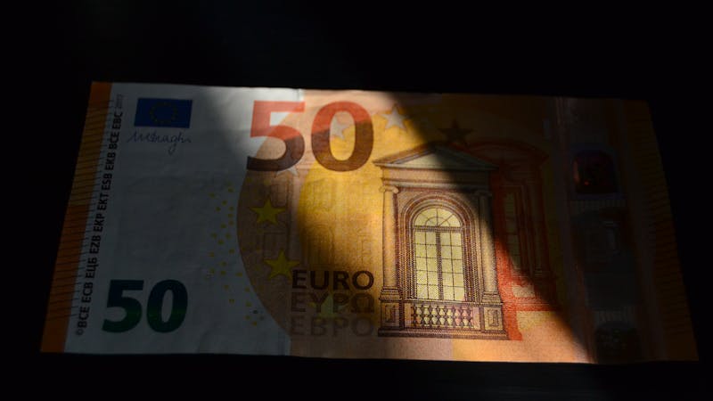 El gran botín del dinero sucio: cuánto pesa la actividad criminal en la economía mundial El gran botín del dinero sucio: cuánto pesa la actividad criminal en la economía mundial