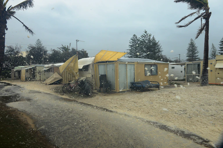 storm hits caravan park