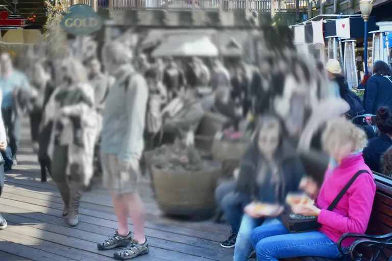 Blurry view of crowd