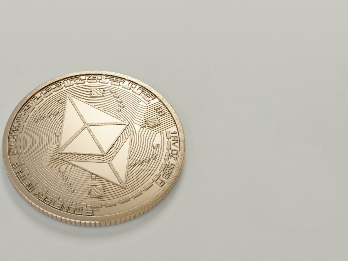 Mengapa Ethereum Bisa Menjadi Pilihan Investasi Yang Lebih Baik Dibanding Bitcoin Mengapa Ethereum Bisa Menjadi Pilihan Investasi Yang Lebih Baik Dibanding Bitcoin