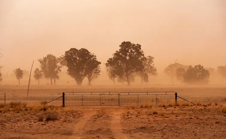 farm in dust storm
