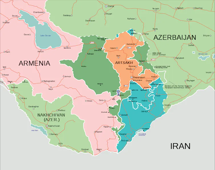 Map of the Caucasus region showing de facto borders after the ceasefire, explained above.