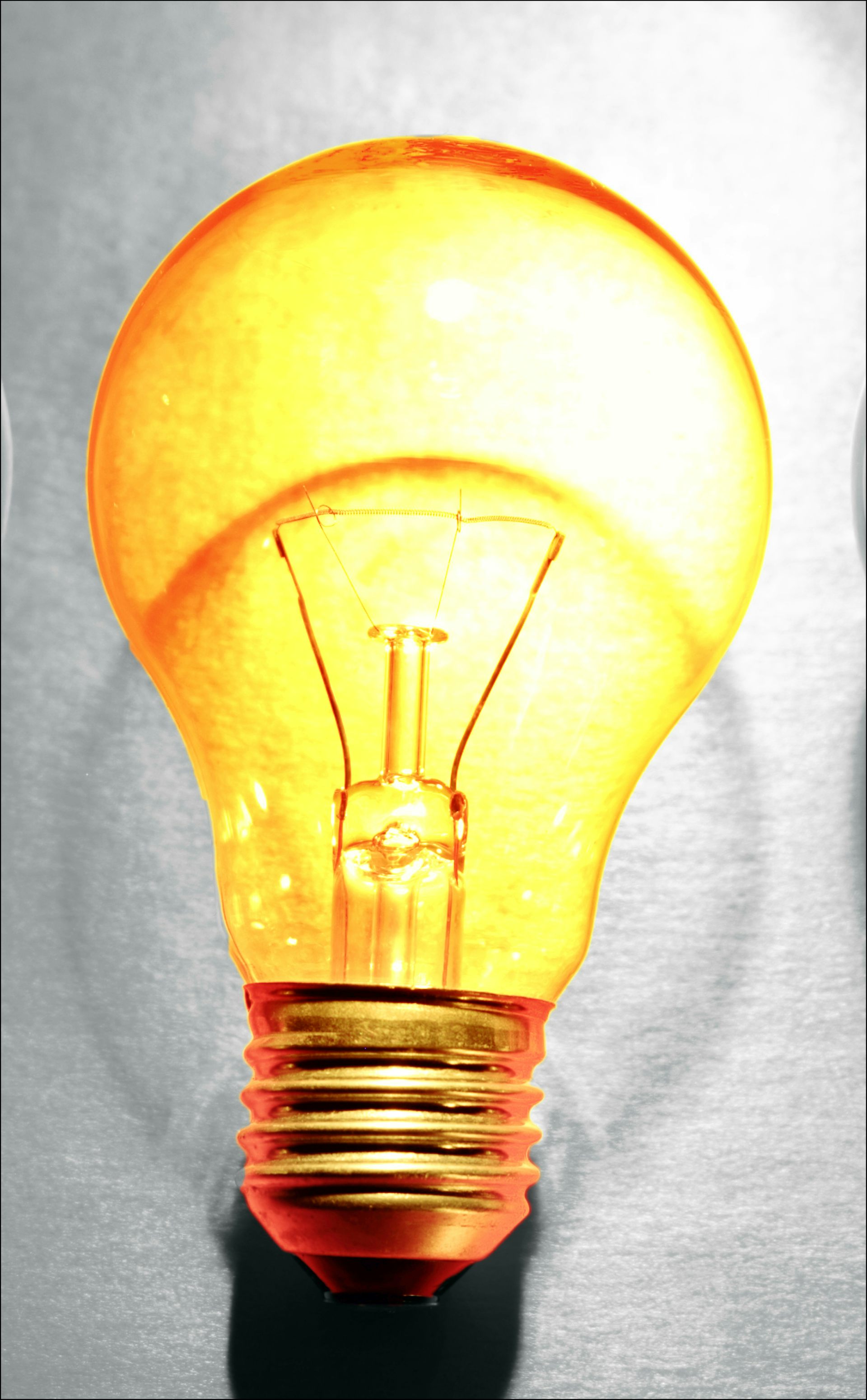 No electricity store light bulb